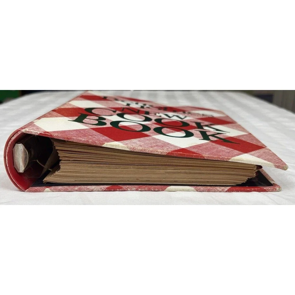 VTG 1976 Better Homes and Gardens New Cookbook 3rd Printing 5 Ring Binder
